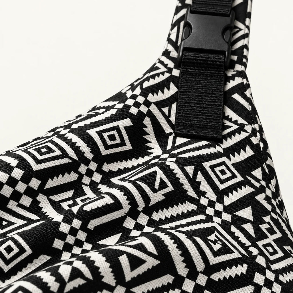 #Bonsai Black | Fabric close-up